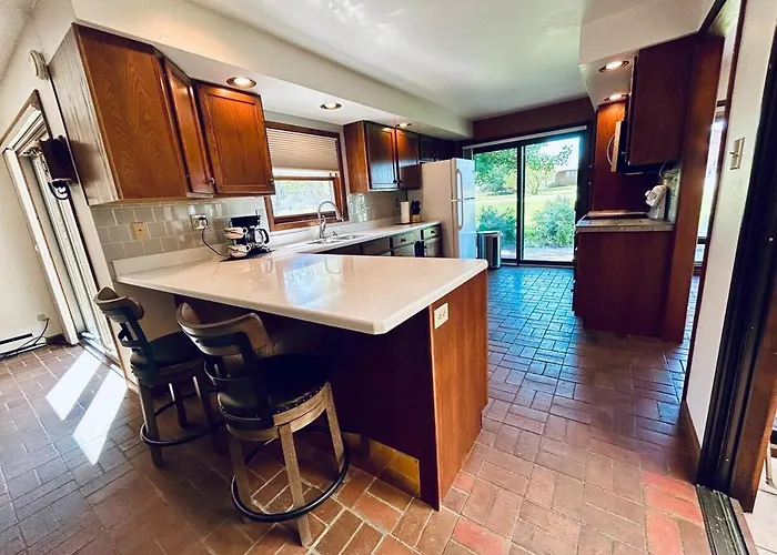 Family With Mountain Views! Holiday home Cody