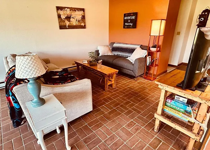 Family With Mountain Views! Holiday home